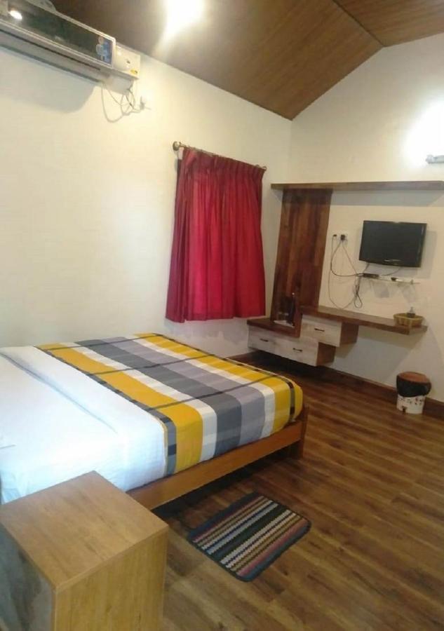 Kabini Lake View Resort Begur Ngoại thất bức ảnh